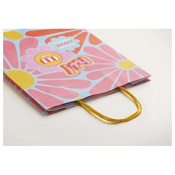 Bolsas de papel. Tu marca, tu diseño.