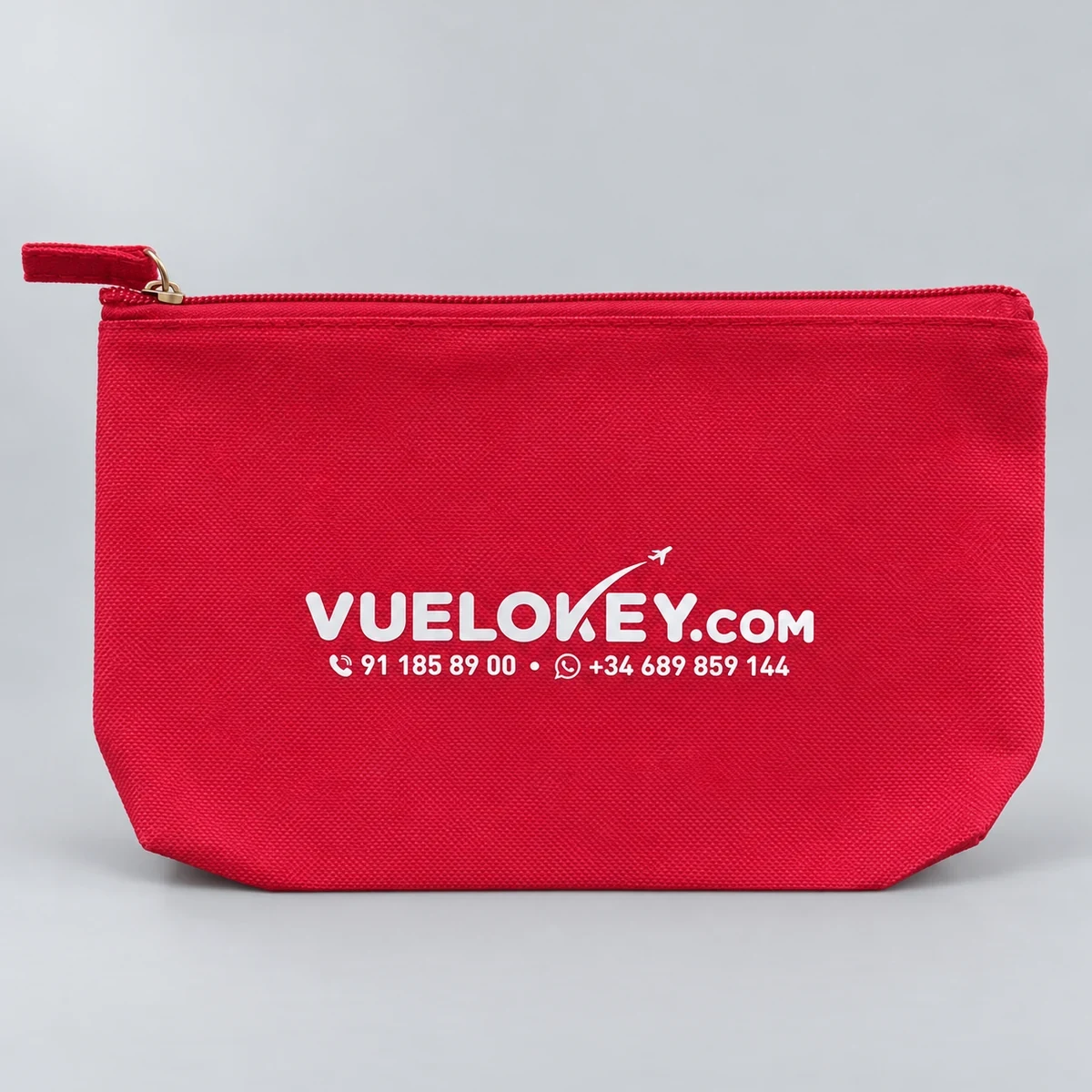 Neceser Vuelokey: producto personalizado con el logotipo original, fotografía retocada de estudio