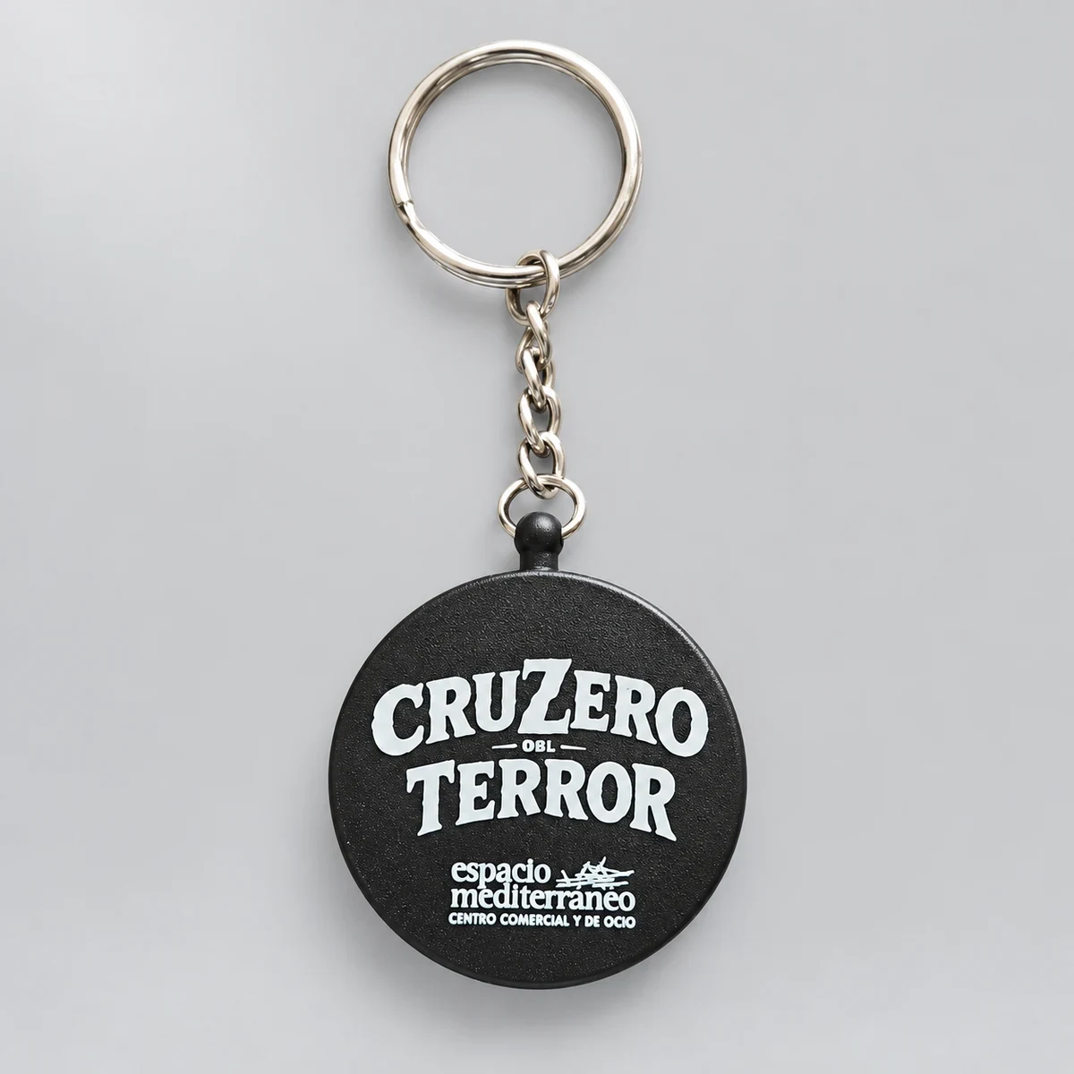 Llavero Crucero del Terror: producto personalizado con el logotipo original, fotografía retocada de estudio